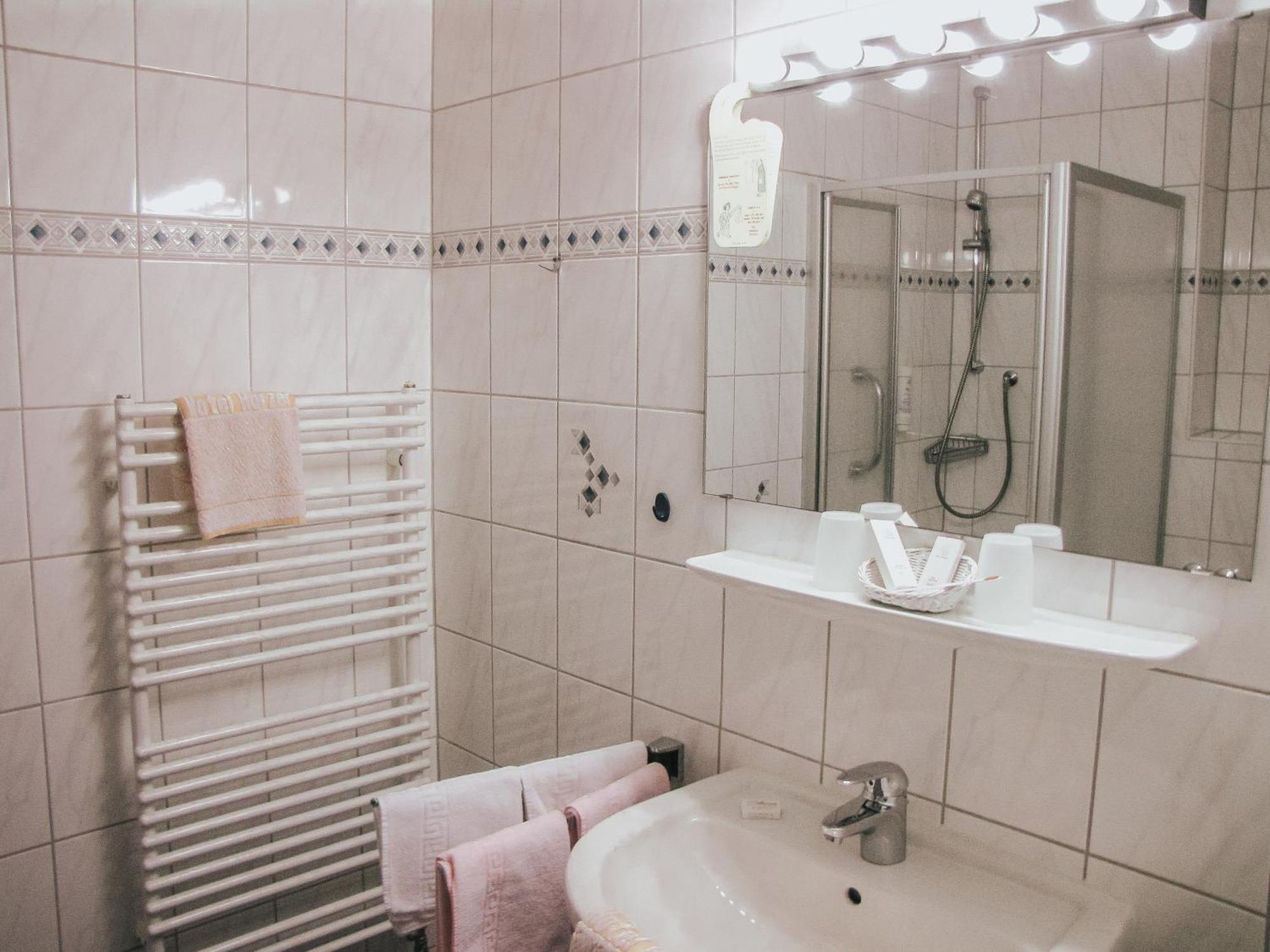 Hotel Harzer Am Kurpark 바트헤른알브 외부 사진