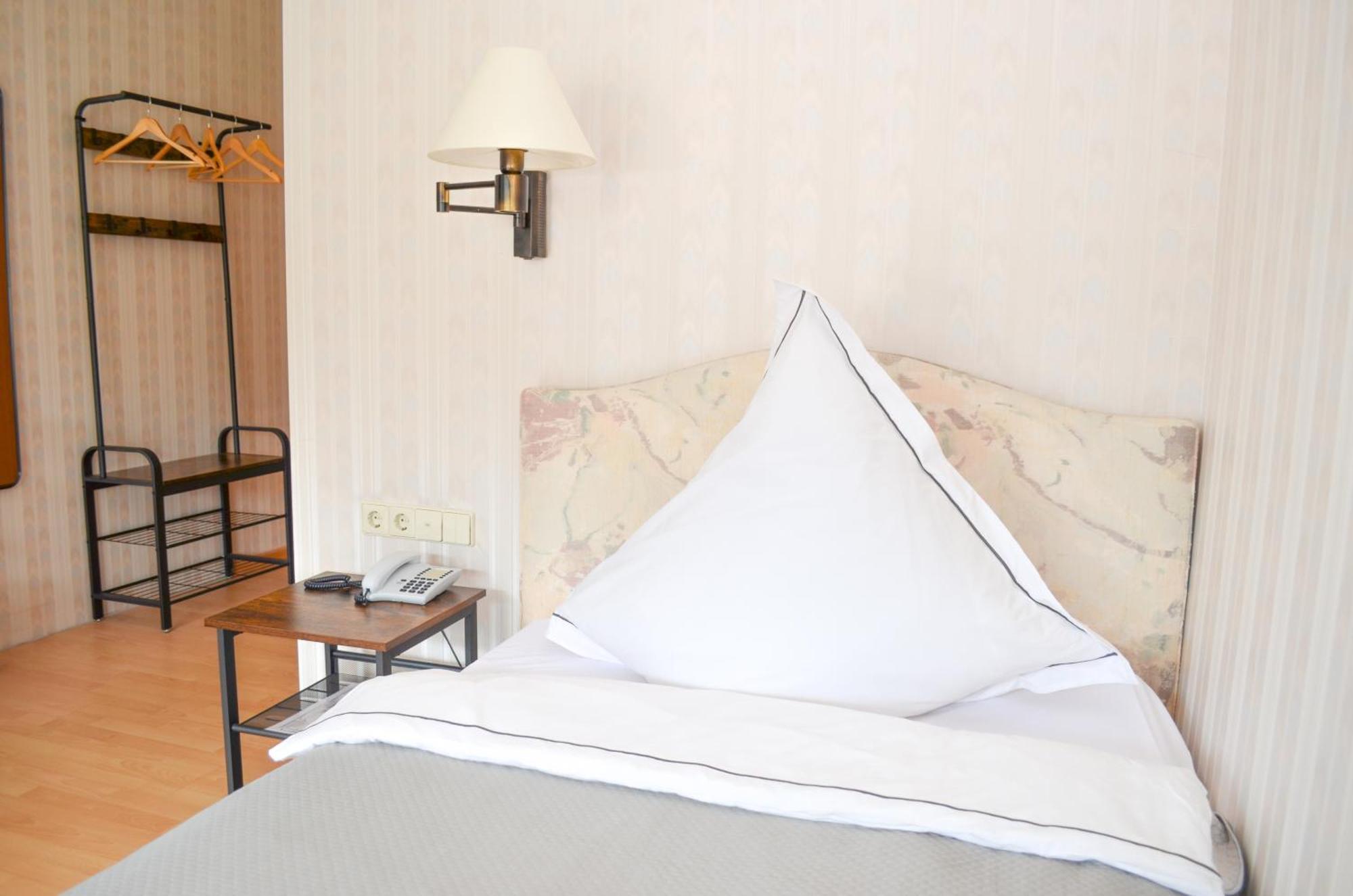Hotel Harzer Am Kurpark 바트헤른알브 외부 사진