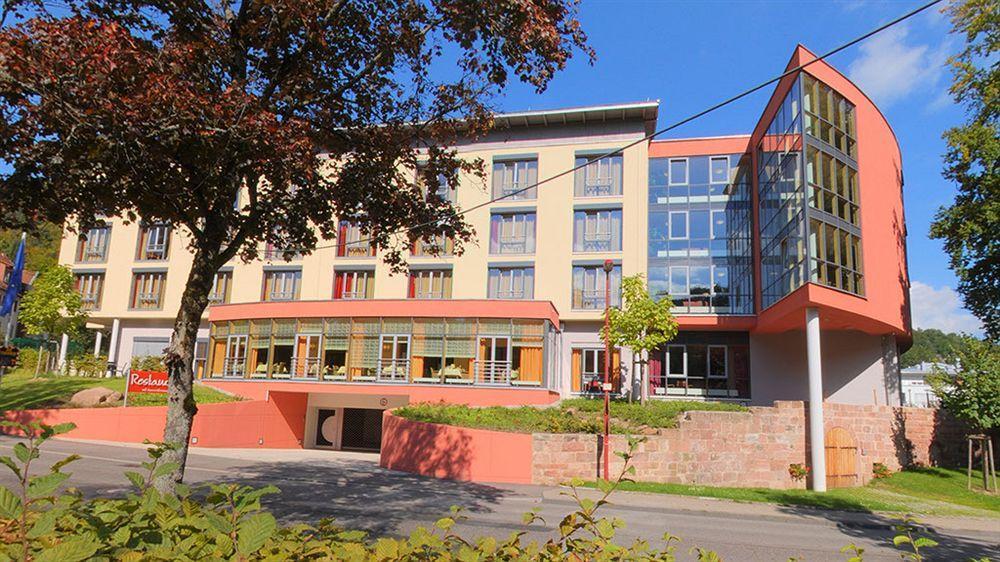 Hotel Harzer Am Kurpark 바트헤른알브 외부 사진