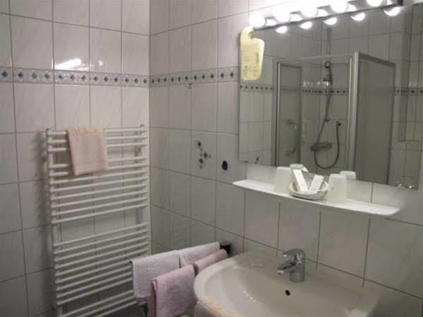 Hotel Harzer Am Kurpark 바트헤른알브 외부 사진